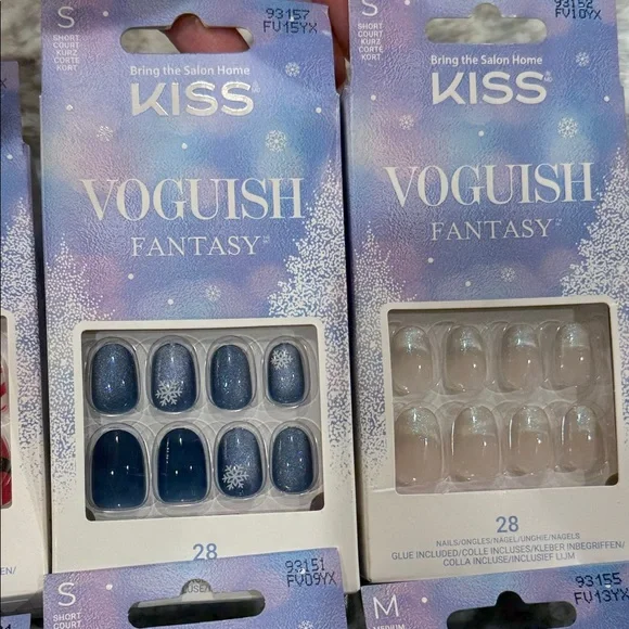 Kiss and imPRESS Festive Nail Set Collection (5) - Picture 6 of 12
